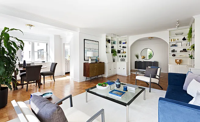 Sold by Compass | media 2