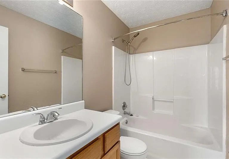 13387 Aventide Ln — Photo 16