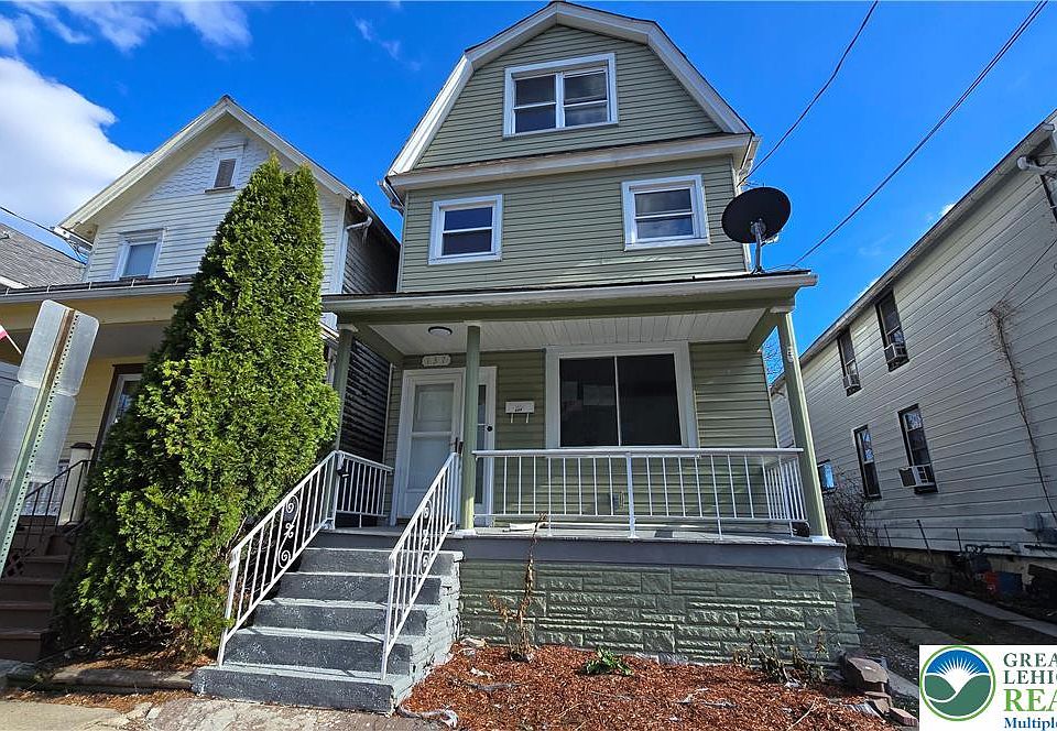 1st image of 137 Madison St