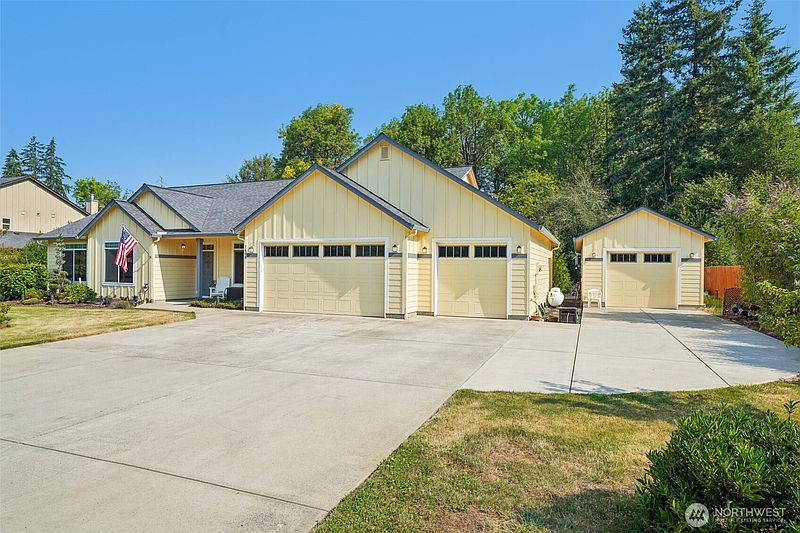 3rd image of 7406 NE 228th Street