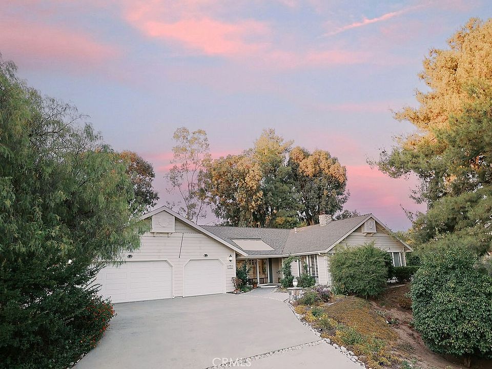 1st image of 37450 Downey Rd