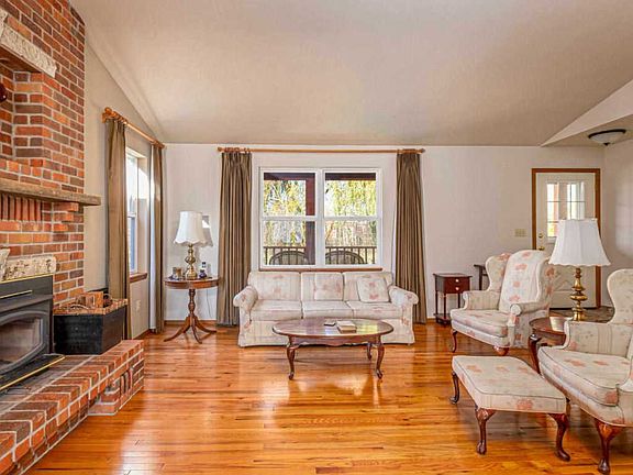 3rd image of 9821 E Aspen Creek Ln