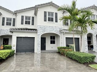 2605 SE 11th Ct, Homestead, FL 33035