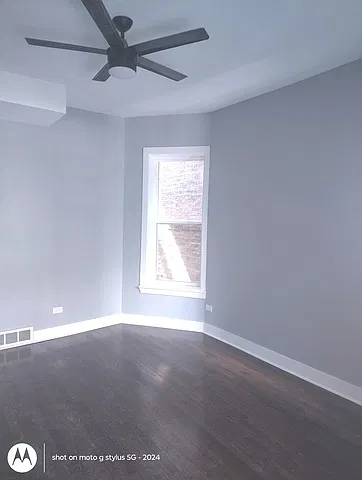 1661 S Homan Ave — Photo 3