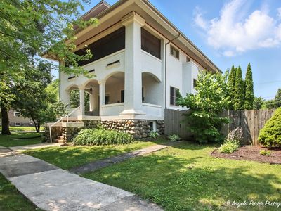 1100 N Hart St, Harvard, IL, 60033