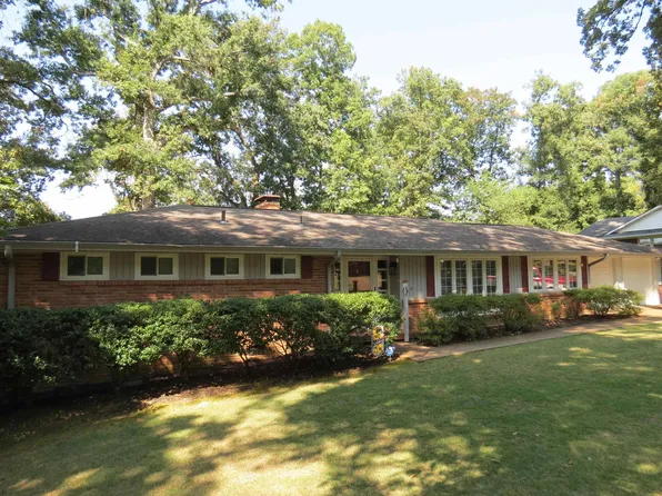 209 Shirley Dr, Florence, AL 35633
