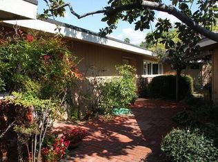 4058 Las Casas Ave, Claremont, CA 91711