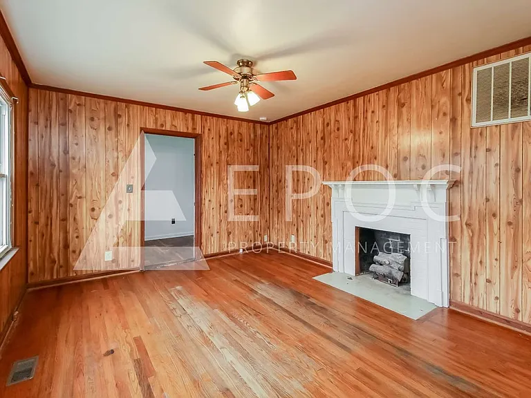 919 Bellvue St — Photo 8