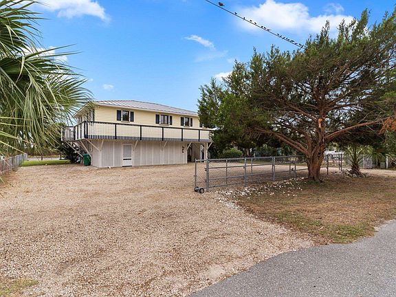 2nd image of 69 Sunrise Ln