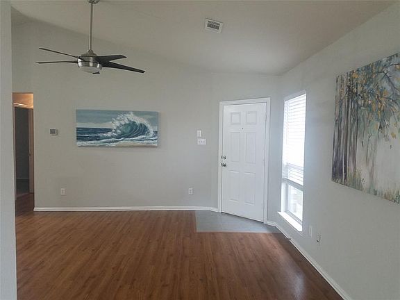 4th image of 2724 Mountain Lion Dr
