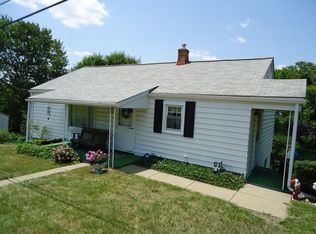 110 Woodland Rd, Beaver Falls, PA 15010