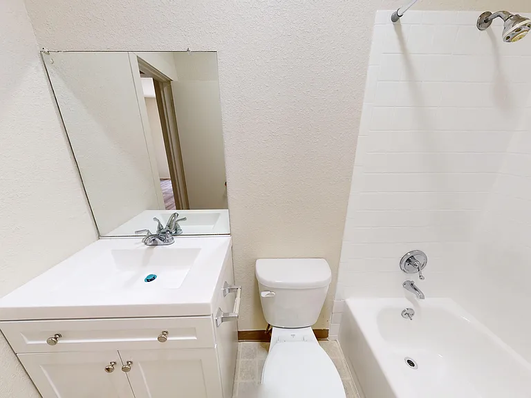 434 Leavenworth Street — Photo 12