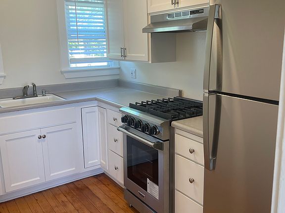 New fridge and stove. Only 1-year old.