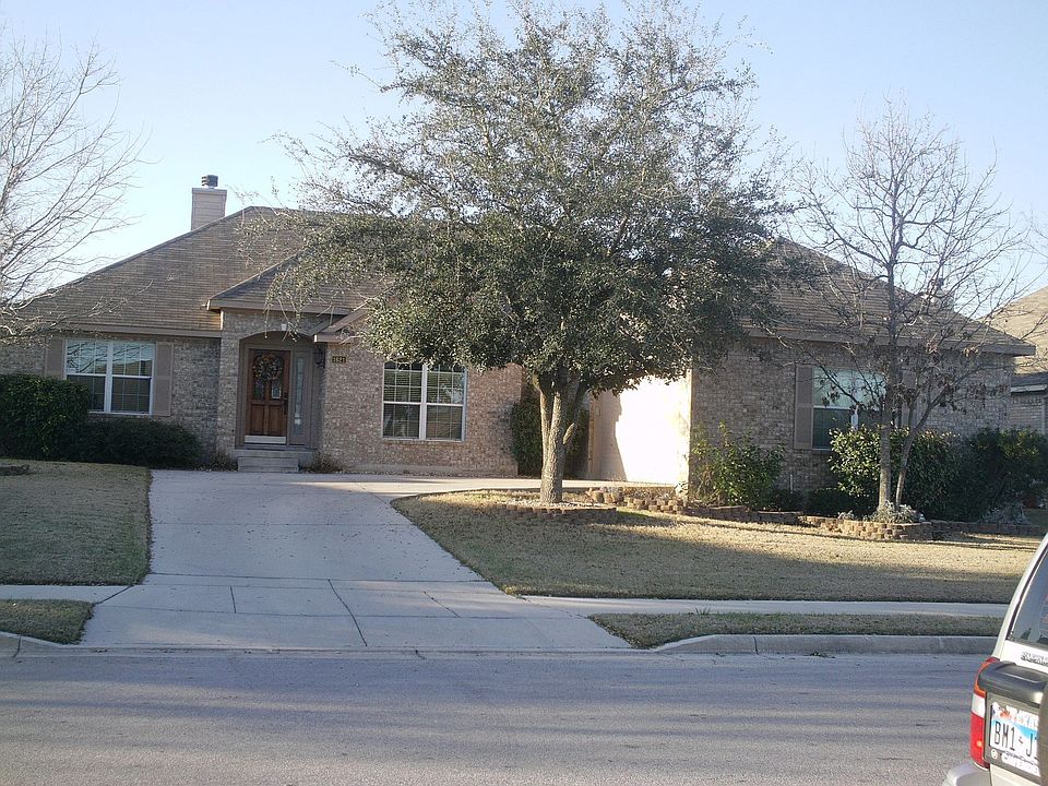 Front View Four Sides Brick