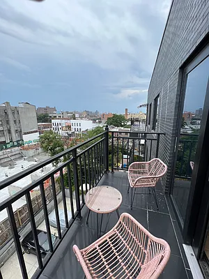 Rented by Oxford Property Group | media 39