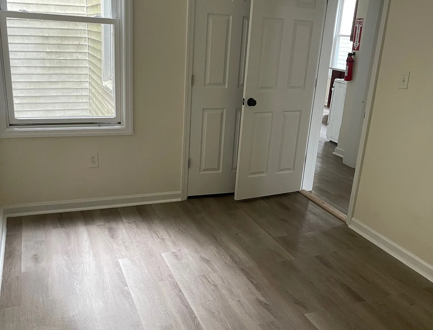 3 bed, 979 sqft, $2,100 — Photo 4