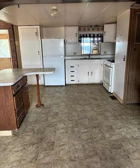411 King St — Photo 4