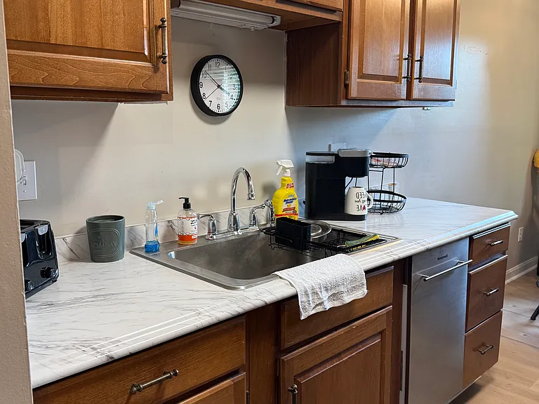 205 Highland Ave #6 — Photo 12
