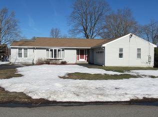 163 Newbury St, Dracut, MA 01826