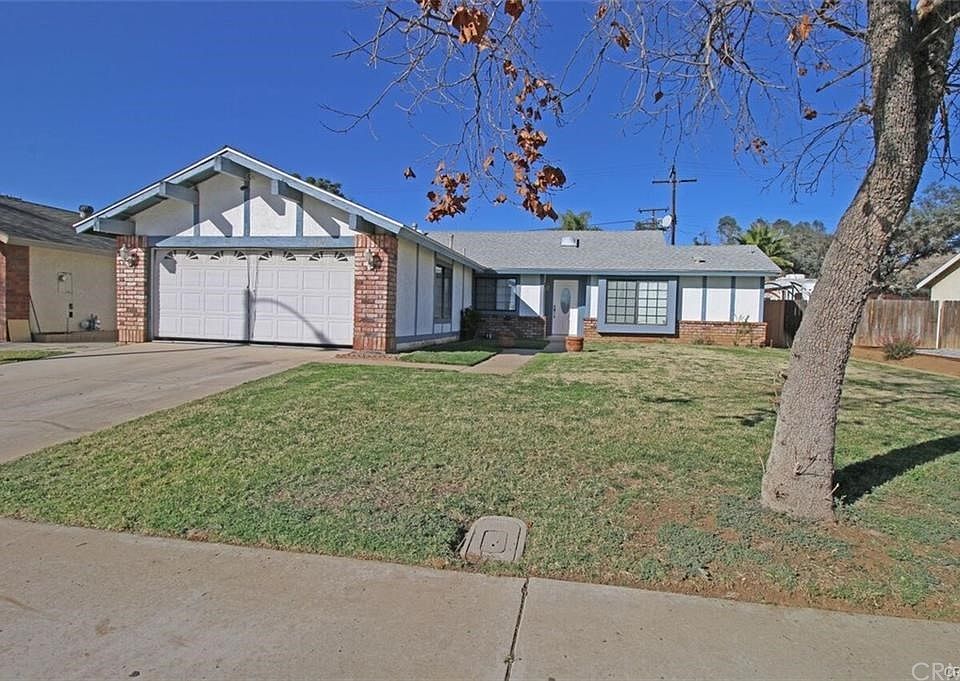 1st image of 24372 Dunlavy Ct
