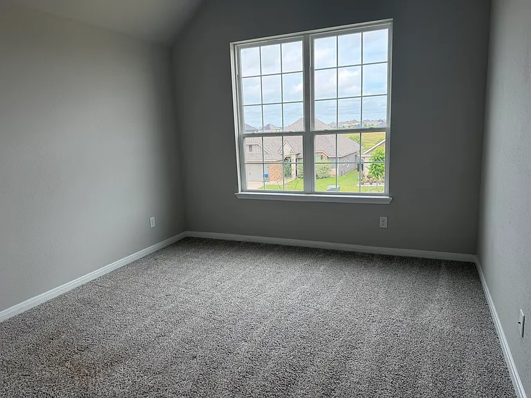 717 Hollyhock Dr — Photo 23