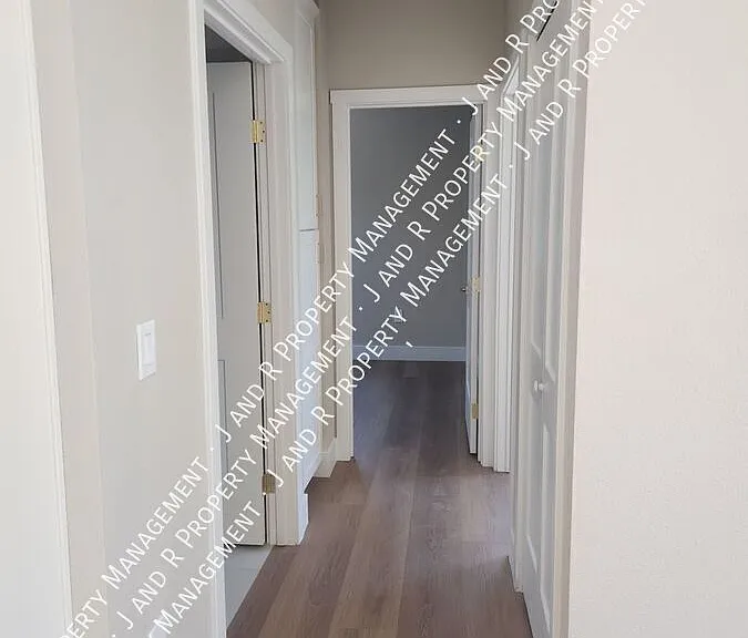 815 V St #817-1 — Photo 12