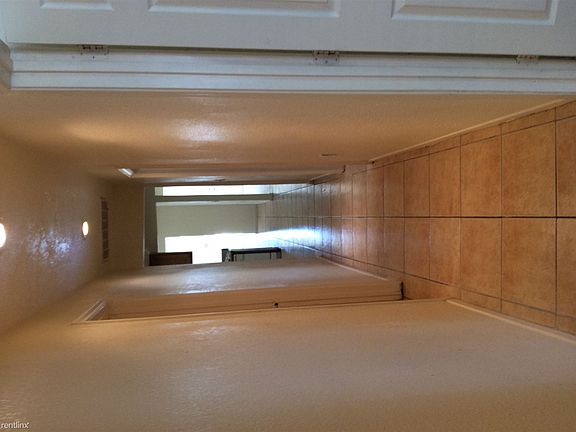 3rd image of 3929 Balsam St