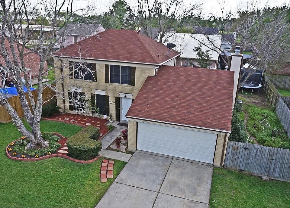 1st image of 2504 Julie St