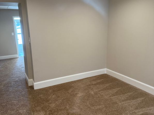 240 1/2 E Main St #240-1/2