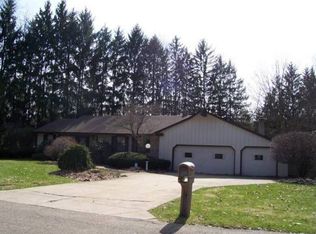 31 Norwick Dr, Youngstown, OH 44505