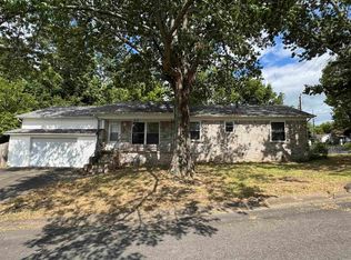 1208 Crest Rd, North Little Rock, AR 72114