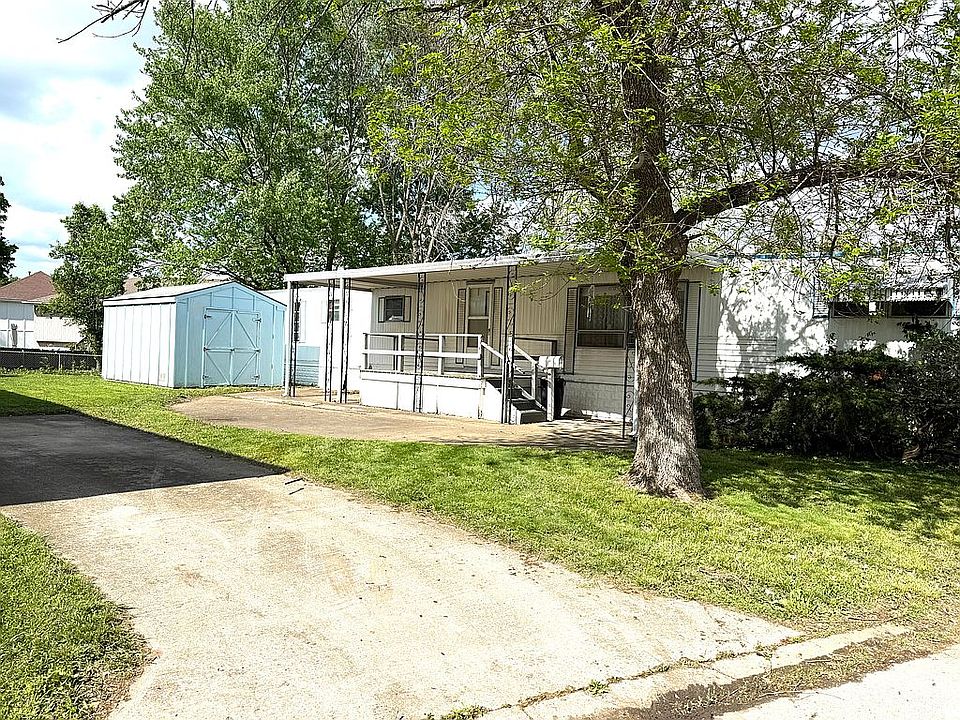 1st image of 22 Narcissus Ln