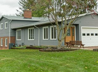 171 Harwood Cir, Rochester, NY 14625