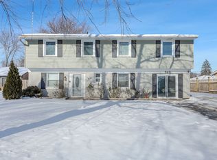 342 Greenwood Dr, Bolingbrook, IL 60440