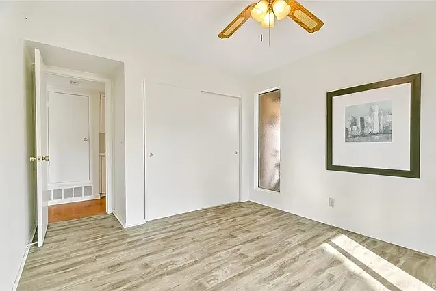 1054 Rolling Hills Dr — Photo 13