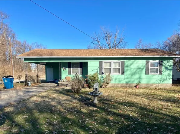 212 Helena St, Charleston, MO 63834