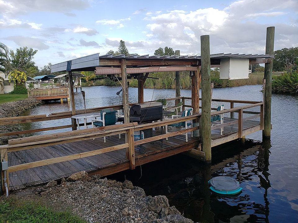 Large covered dock with electric