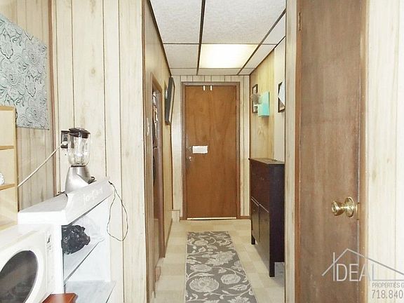 5th image of 732 Dean St #1