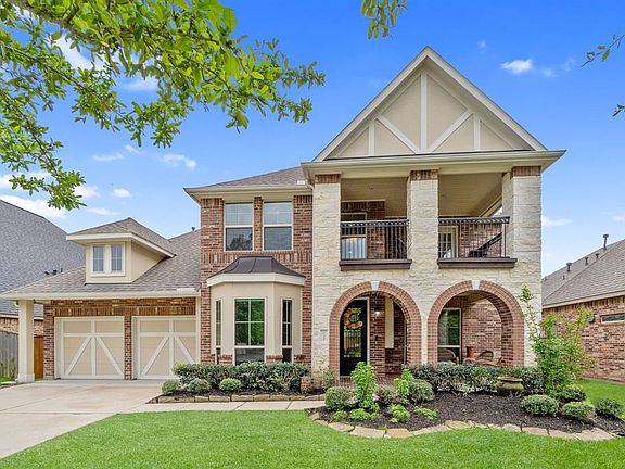 2nd image of 112 Lukes Place Ln
