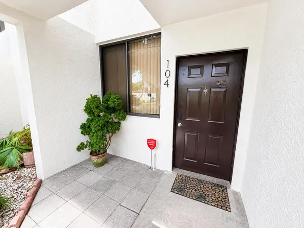 3300 NW 46th Street #104, Oakland Park, FL 33309