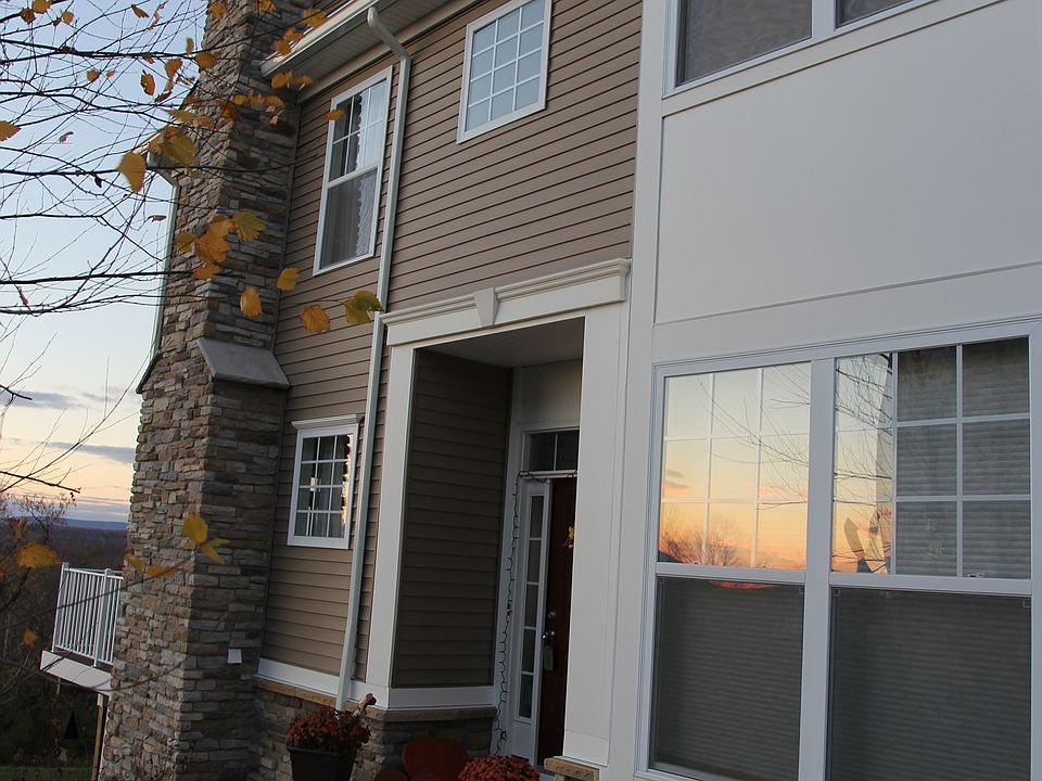 Private side entrance