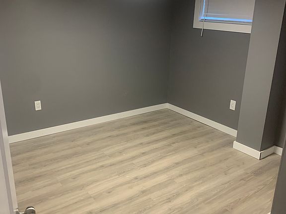 5th image of 504 Upper Sherman Ave