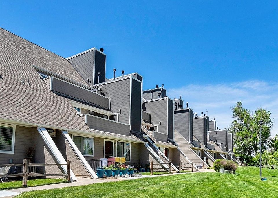 A view of the overall complex