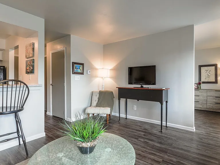 Prime W Apartments — Photo 11