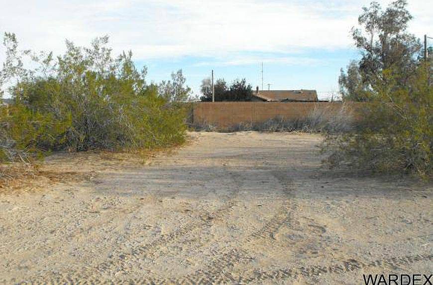 1st image of 10209 S Meadow Ln