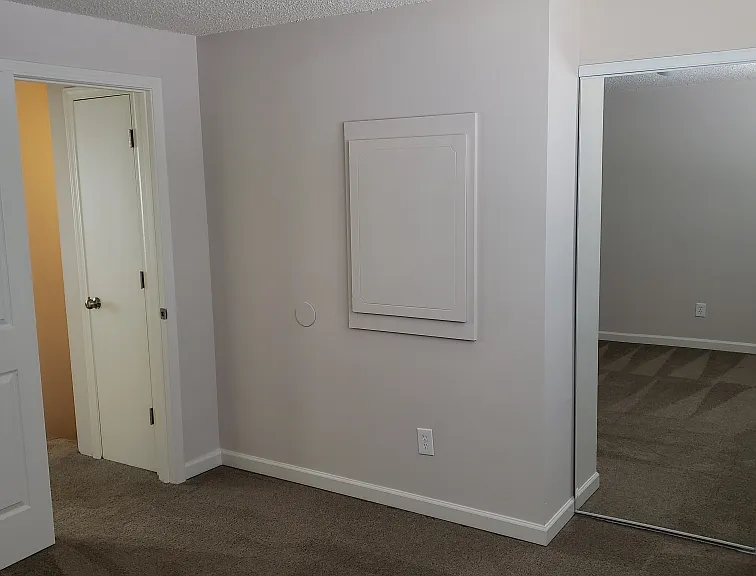 Roanoke Apartments — Photo 15