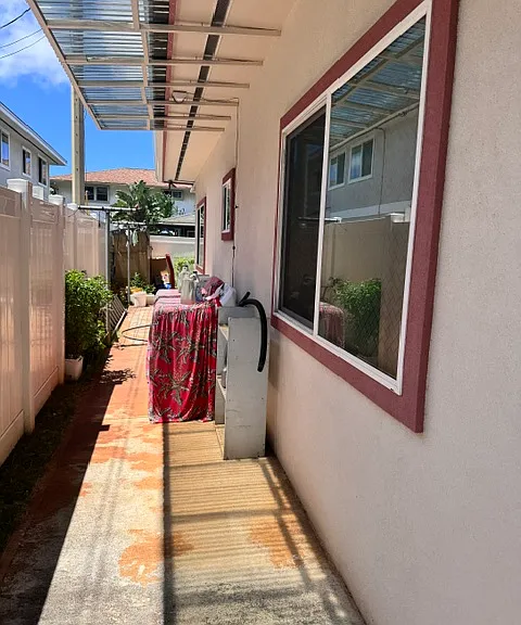 1051 7th Ave #B — Photo 15