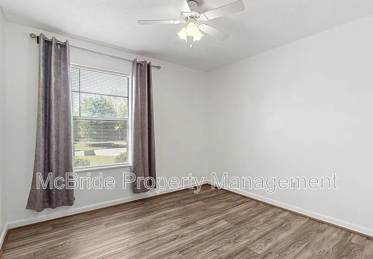 3615 Goldfinch Dr — Photo 23