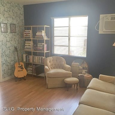 3rd image of 2326 Norwalk Ave