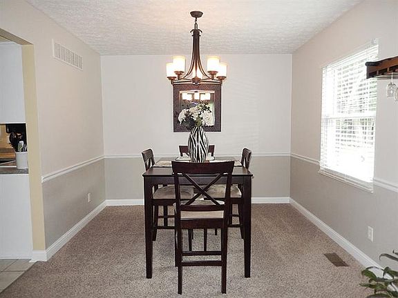 4th image of 3452 Wildwood Dr